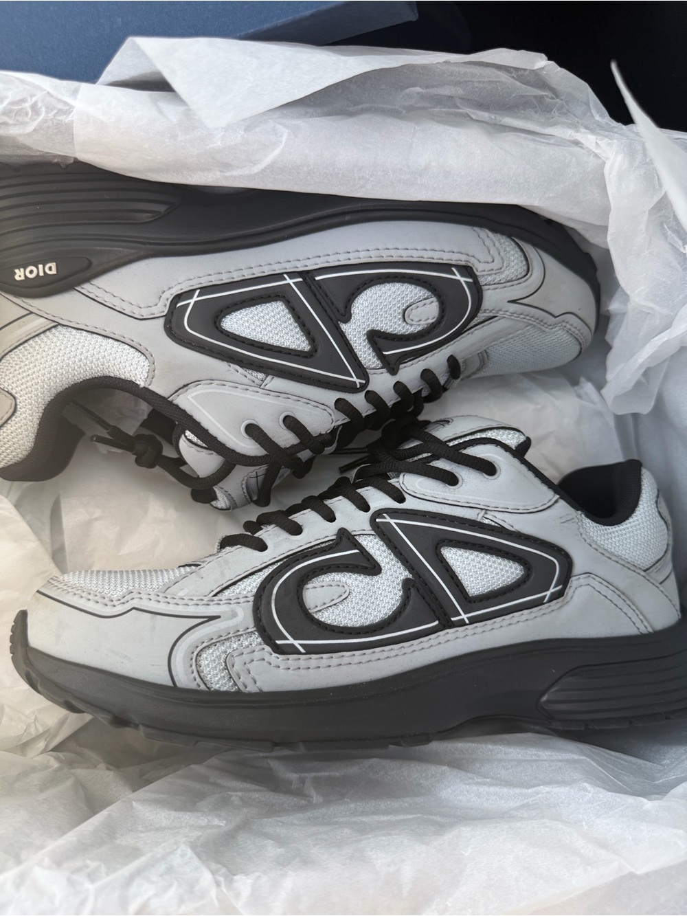 Dior Men’s Gray and Black Logo Runner Sneakers